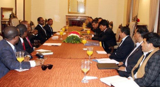 Bolivia y Guinea Ecuatorial firman cinco acuerdos de cooperación bilateral