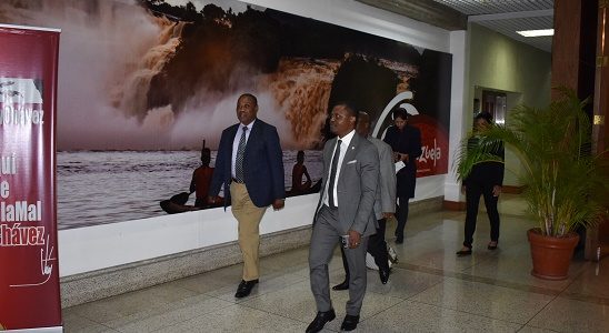 Llegada del Excelentísimo Sr. Don Alfonso Osa Nguema Moku