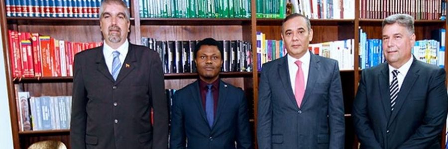 Presidente del TSJ sostuvo reunión con Embajador de la República de Guinea Ecuatorial ante el país.