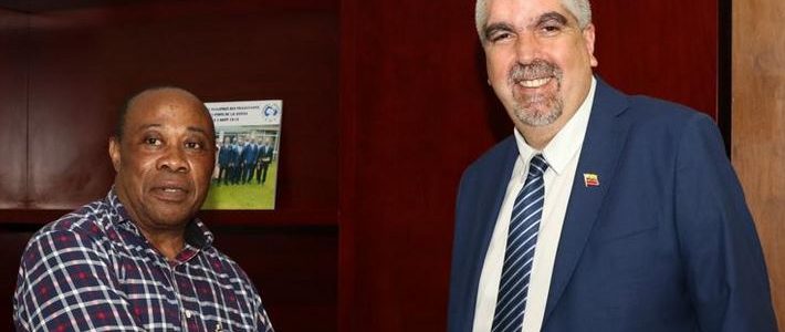 Viceministro para #África de la República Bolivariana de Venezuela, Yuri Pimentel @ypimentel2021 sostiene encuentro bilateral con el Secretario de Estado de Aviación Civil, Alfonso Osa Nguema.